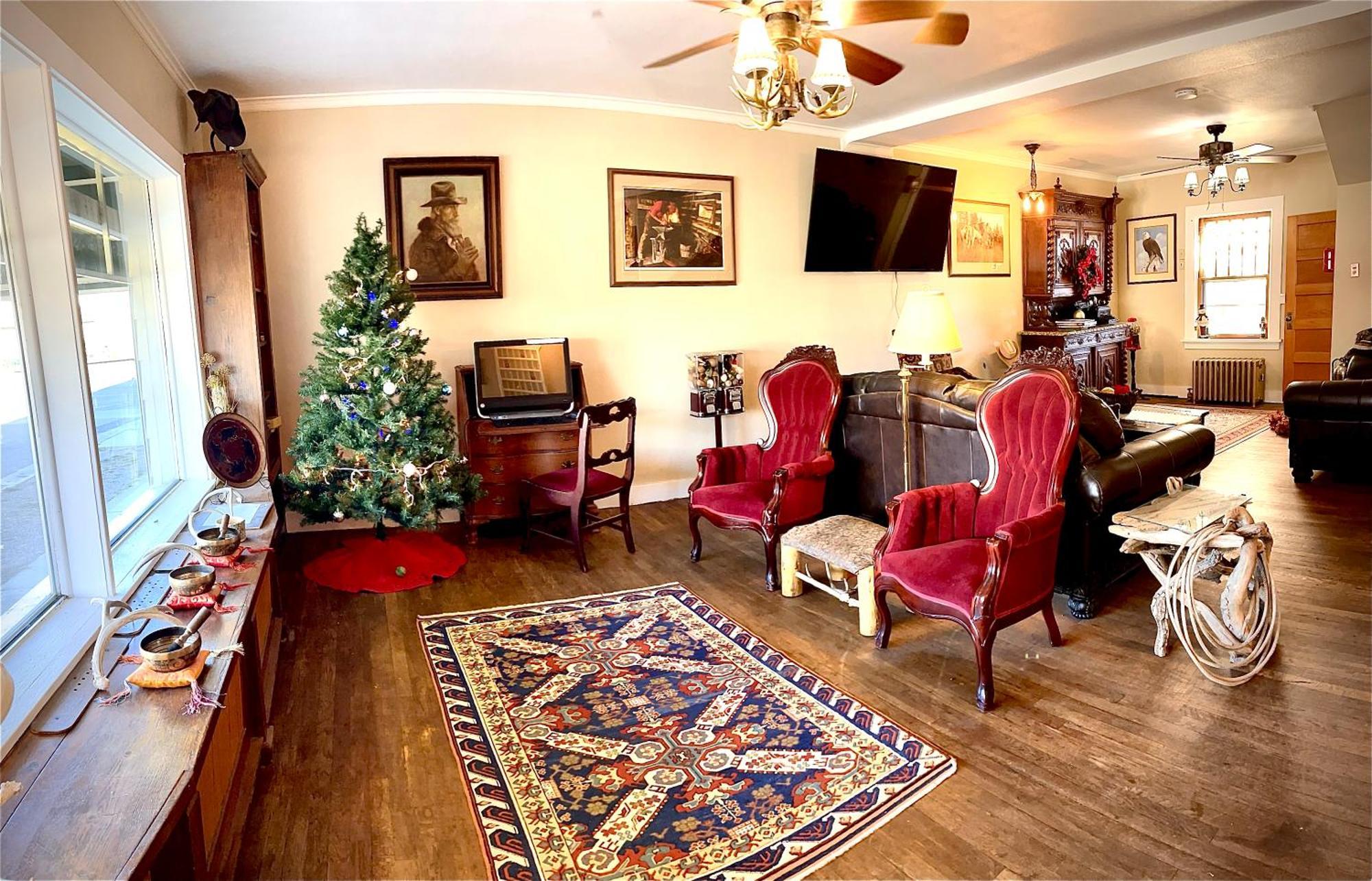 The Eastin Hotel 3*