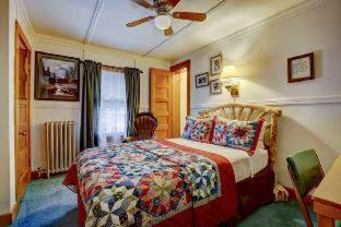 The Eastin Hotel 3*